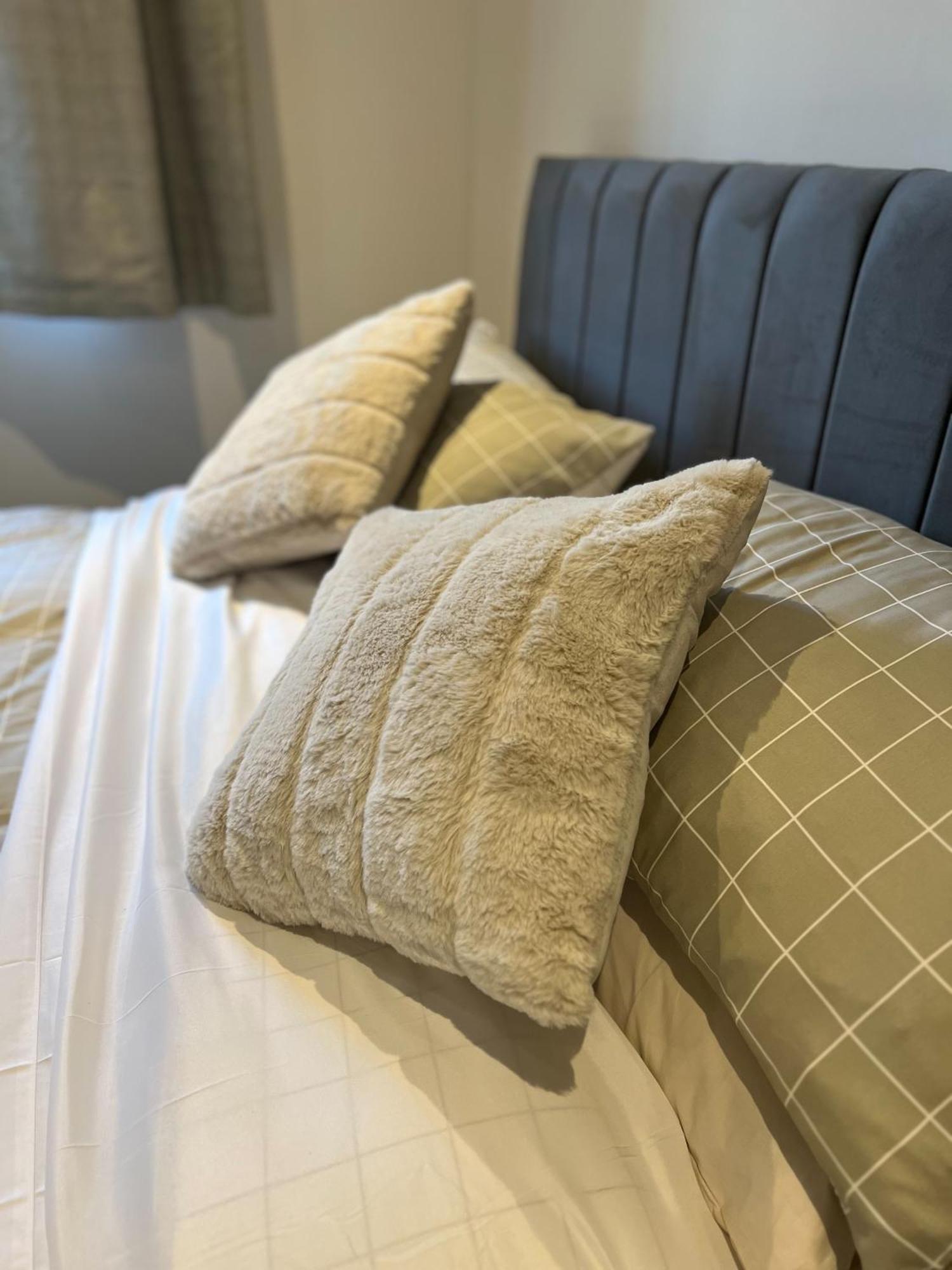 The Ingram Arms Hotell Laughton  Exteriör bild